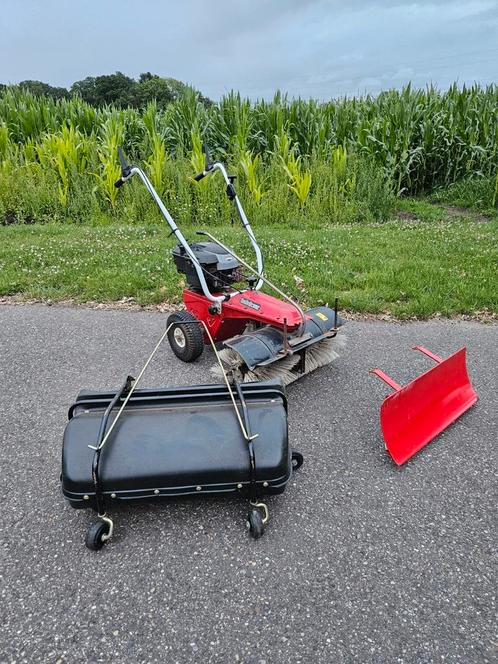 Tielburger TK17 veegmachine borstelmachine benzine, Tuin en Terras, Grasmaaiers, Zo goed als nieuw, 50 cm of meer, Cirkelmaaier