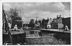 AS379 Meppel Gracht sluis 1933, Verzamelen, Ansichtkaarten | Nederland, Gelopen, Drenthe, 1920 tot 1940, Verzenden