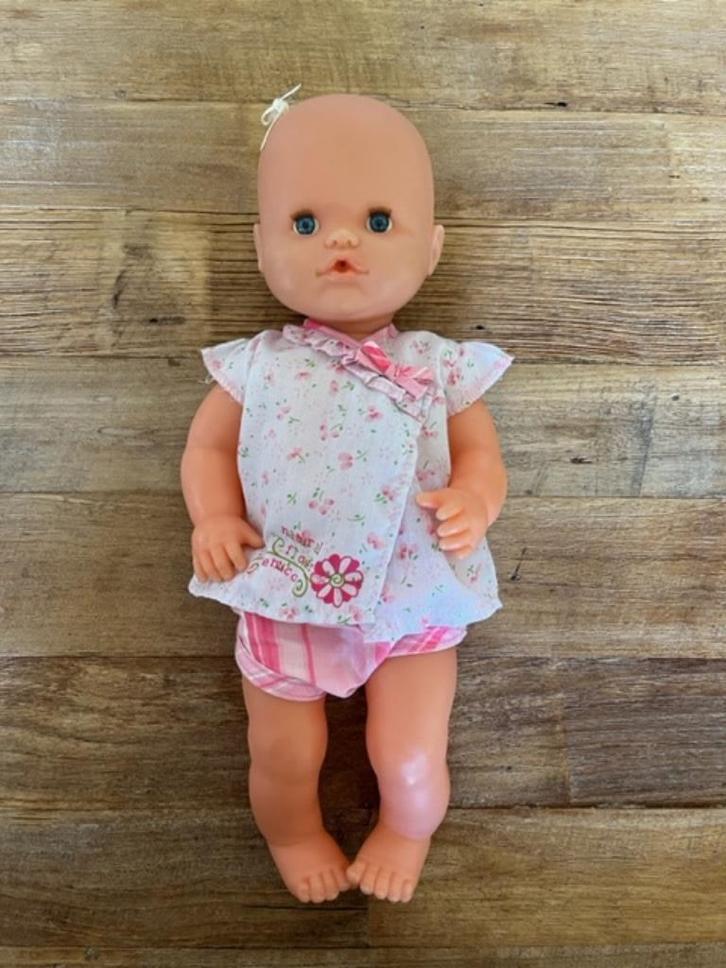 Pop Nenuco, Kinderen en Baby's, Speelgoed | Poppen, Gebruikt, Babypop, Ophalen of Verzenden