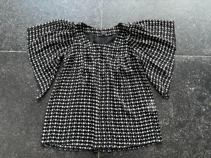 Blouse met vlindermouw Esprit, Kleding | Dames, Blouses en Tunieken, Zo goed als nieuw, Maat 36 (S), Zwart, Ophalen of Verzenden