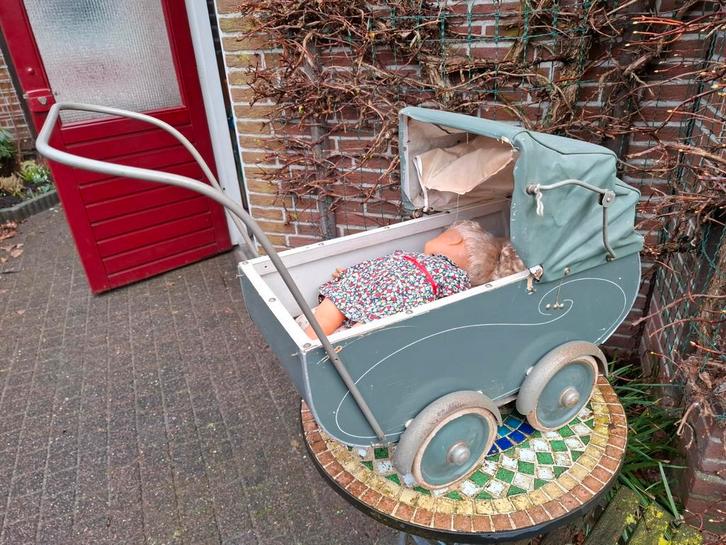 Te Koop, Vintage Kinderwagen - Decoratief, Antiek en Kunst, Antiek | Speelgoed, Ophalen
