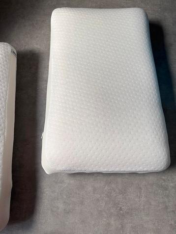 2 Nieuwe Matt Kussens beschikbaar voor biedingen