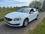 Volvo V60 T3 150pk Start/stop 2013 Wit APK Nieuw, Voorwielaandrijving, 1596 cc, Stof, 74 €/maand