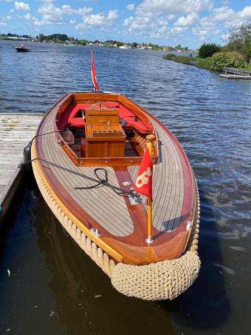 scherpel vlet in mooie staat, Watersport en Boten, Sloepen, Gebruikt, 10 tot 30 pk, 3 tot 6 meter, Binnenboordmotor, Diesel, Staal