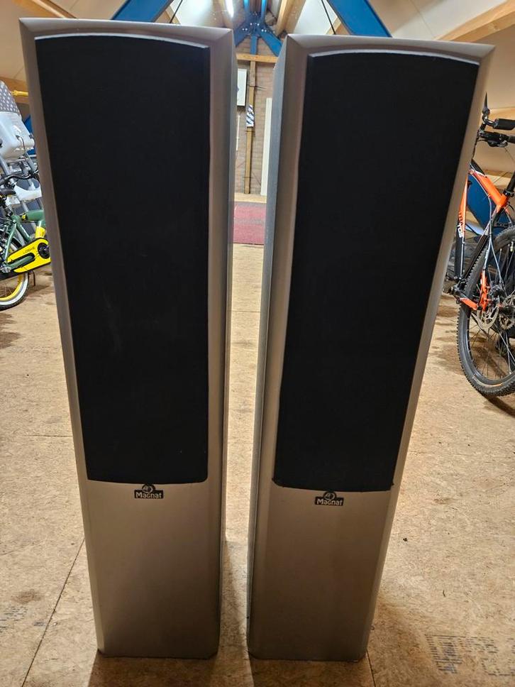 Magnat Vector 55 Luidsprekers - Krachtig Geluid, Audio, Tv en Foto, Luidsprekers, Gebruikt, Front, Rear of Stereo speakers, 120 watt of meer