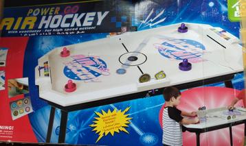 Air hockey electric table, easy to assemble, good condition beschikbaar voor biedingen