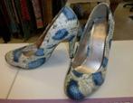 Tango pumps blauw ecru snake patroon hoge hak mt 38 28613, Pumps, Blauw, ., Ophalen of Verzenden