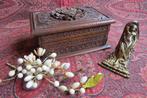 Antiek hand gestoken sierradenkistje met geheime sluiting, Ophalen of Verzenden