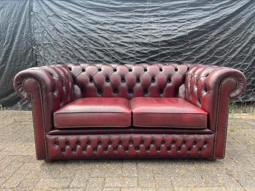 Chesterfield 2 Zits bank antiek rood  GRATIS BEZORGD!, Huis en Inrichting, Banken | Bankstellen, Gebruikt, 75 tot 100 cm, Leer