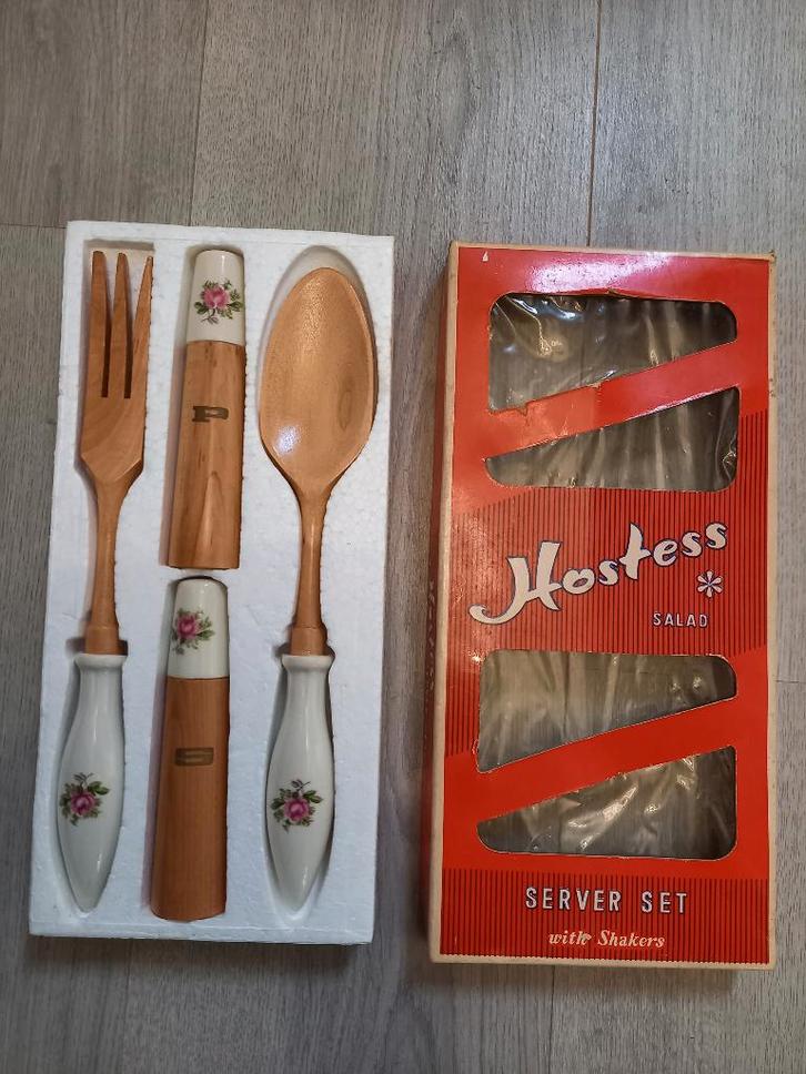 Vintage Salade Set (Met Rose Bloemetjes), Antiek en Kunst, Antiek | Bestek, Ophalen of Verzenden