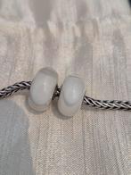 Trollbeads Witte Gordeldier Set, Gebruikt, Trollbeads, 2 of 3 bedels, Glas of Kristal