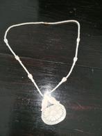 Ivoren halsketting  met hanger., Ophalen of Verzenden