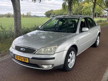 Ford Mondeo 2.0-16V 2004 Futura Eerste Eigenaar 115.000 KM beschikbaar voor biedingen