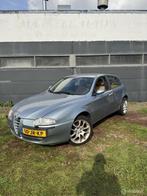 Alfa Romeo 147 2.0 Automaat|Leer|NieuweAPK|, Auto's, Alfa Romeo, Voorwielaandrijving, Gebruikt, 150 pk, Handgeschakeld