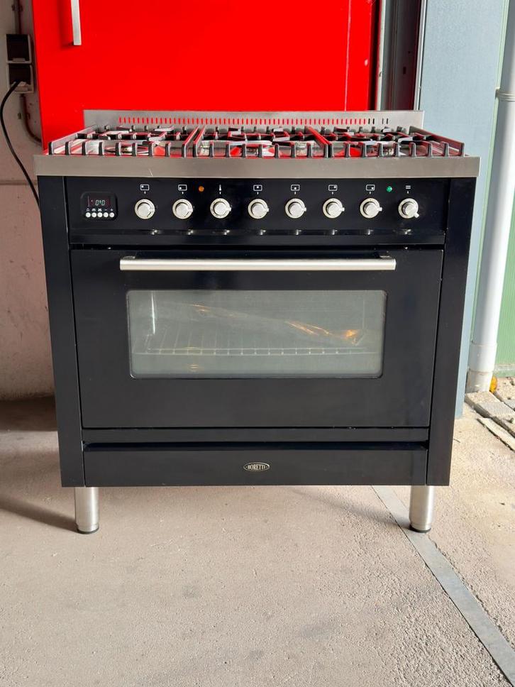 Zwarte Glans Boretti Gasfornuis, Witgoed en Apparatuur, Fornuizen, Zo goed als nieuw, Vrijstaand, Gas, 5 kookzones of meer, 85 tot 90 cm