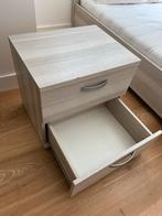 Bedside Table, Huis en Inrichting, Ophalen, Zo goed als nieuw, Hout