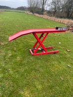 Brommer brug, Motoren, Ophalen