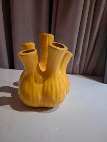 Tulpenvaas  beschikbaar voor biedingen