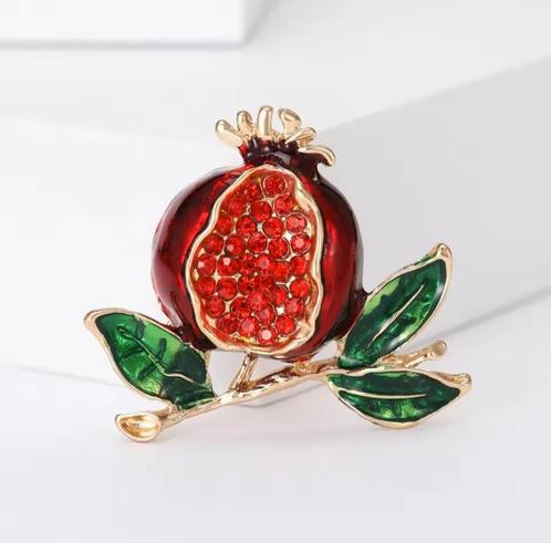 Zomer trend! Fruit broche strass Granaatappel, Sieraden, Tassen en Uiterlijk, Broches, Nieuw, Overige materialen, Goud, 4 tot 7 cm