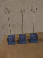 Vintage Ikea kaarthouders met blauwe kubus, Minder dan 50 cm, Metaal of Aluminium, Ophalen of Verzenden, Zo goed als nieuw