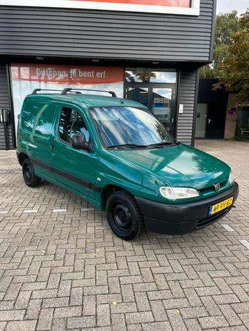 Peugeot partner 1.4i benzine 1999 nette staat 194DKM NWE APK beschikbaar voor biedingen