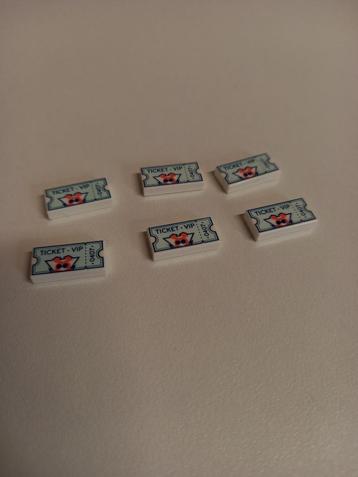 NIEUW: White Tile 1 x 2 with Light Aqua Ticket with Tear Stu beschikbaar voor biedingen