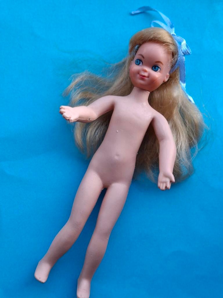 Barbie vintage Tutti Mattel 70s met (+ org. broekje), Ophalen of Verzenden, Gebruikt, Barbie