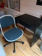Bureau + bureaustoel, Huis en Inrichting, Bureaus, Ophalen, In hoogte verstelbaar, Zo goed als nieuw