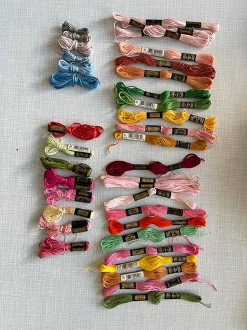 Borduurgaren - Diverse Kleuren beschikbaar voor biedingen
