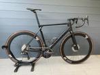 Canyon Ultimate CF SLX8 Ultegra Di2 |  L | Zwart | 2023model, Fietsen en Brommers, Carbon, Zo goed als nieuw, Meer dan 20 versnellingen