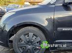 Scherm links-voor van een Suzuki Swift, Auto-onderdelen, Carrosserie en Plaatwerk, Gebruikt, -, -, Ophalen of Verzenden