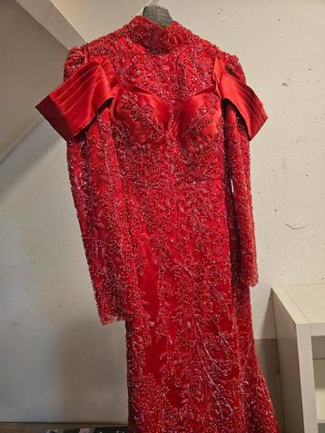 Rode Henna jurk / verlovingsjurk haute couture beschikbaar voor biedingen