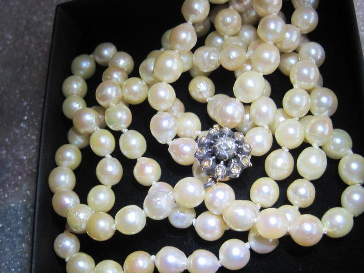 Vintage cultivé parel sautoir diamant slot goud/zilver 90 cm, Sieraden, Tassen en Uiterlijk, Antieke sieraden, Ketting, Goud, Met edelsteen