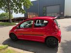 Peugeot 107 1.0-12V XS apk 27-6-2026, Voorwielaandrijving, Gebruikt, 4 stoelen, 68 pk
