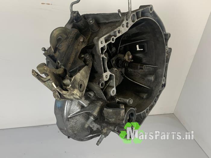 Versnellingsbak van een Peugeot 307, Auto-onderdelen, Transmissie en Toebehoren, Peugeot, Gebruikt, 6 maanden garantie, 12 maanden garantie