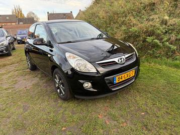 Hyundai I20 1.2i DynamicVersion EERSTE EIGENAAR DEALER ONDER beschikbaar voor biedingen