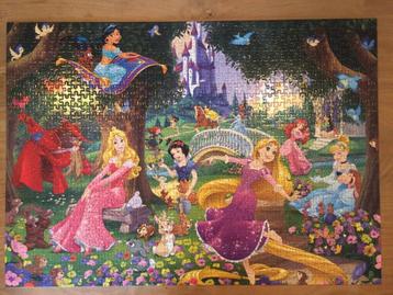 Disney Princess Puzzel van 1000 stukjes 48 cm x 67 cm beschikbaar voor biedingen