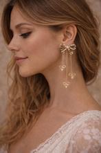 Strikjes Oorbellen met Parels, Sieraden, Tassen en Uiterlijk, Oorbellen, Met kristal, Hangers, Nieuw, Ophalen of Verzenden