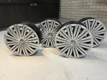 Voor VW Polo uit 2014, 4x originele nieuwe stalen velgen beschikbaar voor biedingen