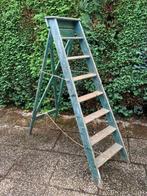 Houten keukentrap / houten schilderstrap 7 treden + plateau, Doe-het-zelf en Verbouw, Ladders en Trappen, Ophalen, Gebruikt, Trap