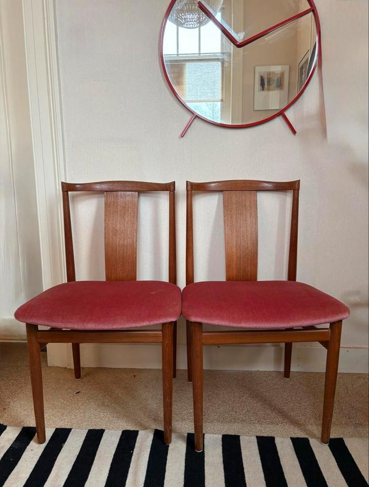 2 Deense design stoelen Henning Sorrensen voor Danex, Huis en Inrichting, Stoelen, Gebruikt, Twee, Hout, Rood, Ophalen of Verzenden