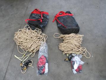 klimbeveiliging valbeveiliging in tas 100 meter touw tuigje  beschikbaar voor biedingen