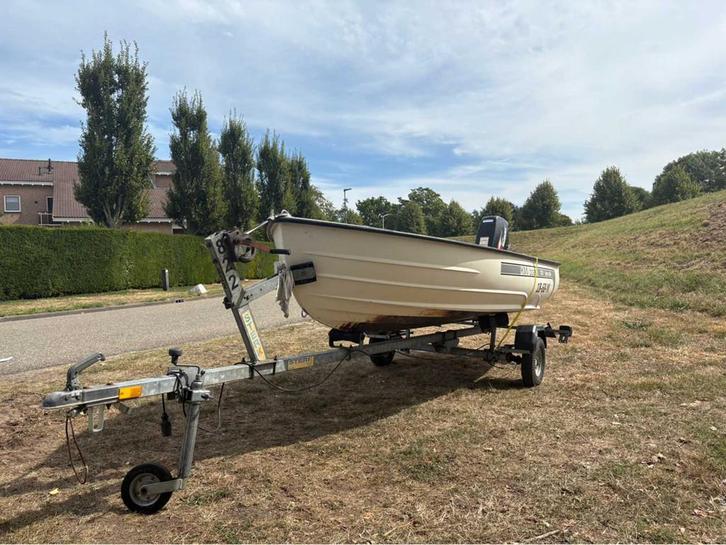 With Dromedille 320 met Suzuki DT9.9 & Trailer, Watersport en Boten, Vis- en Consoleboten, Gebruikt, Overige brandstoffen
