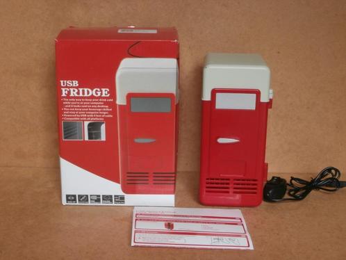 USB koelbox mini koelkast koelkastje voor een blikje cooler, Computers en Software, Overige Computers en Software, Nieuw, Ophalen of Verzenden