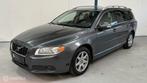 Volvo V70 2.5T Summum LEER / YOUNGTIMER / XENON, Voorwielaandrijving, Gebruikt, 2521 cc, Handgeschakeld