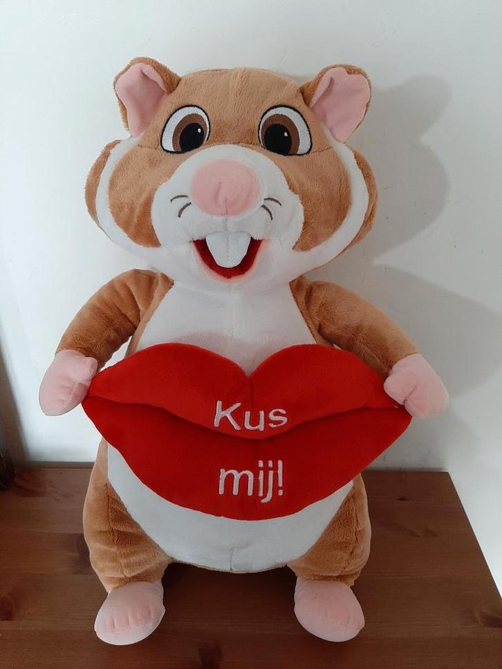 AH hamster grote versie met lippen kus mij valentijnsdag, Kinderen en Baby's, Speelgoed | Knuffels en Pluche, Ophalen of Verzenden