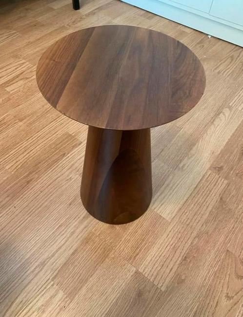 Riverdale bijzettafel - 100% walnoothout, Huis en Inrichting, Tafels | Salontafels, Zo goed als nieuw, Minder dan 50 cm, 50 tot 100 cm
