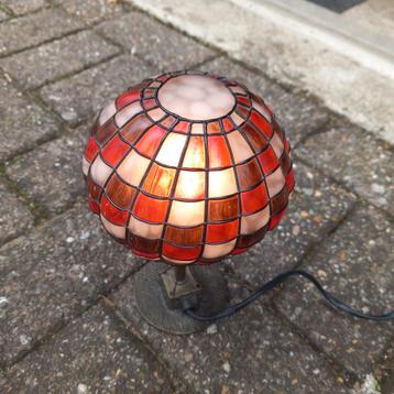 Staand lampje tiffany beschikbaar voor biedingen