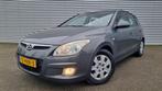 Hyundai I30 1.6i CVVT 126pk blue Dynamic Clima/ Navi, Stof, Gebruikt, 4 cilinders, Origineel Nederlands