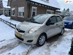 Toyota Yaris 1.3 VVTi Comfort, 101pk, Airco, 5drs, Nwe APK!, Auto's, Voorwielaandrijving, 4 cilinders, Bruin, 1055 kg